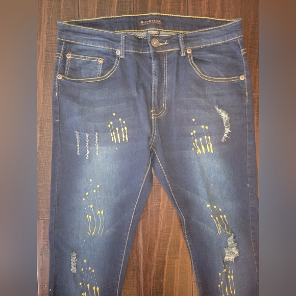 M. Society Slim Straight Distressed Jeans sz 34x32 - Picture 2 of 6